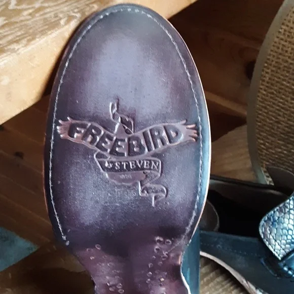 NEW FREEBIRD MULES - Picture 4 of 9